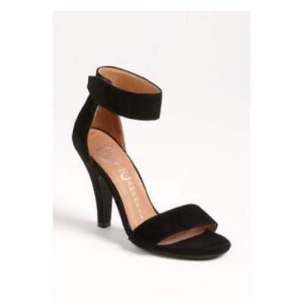 Vintage by Jeffery Campbell